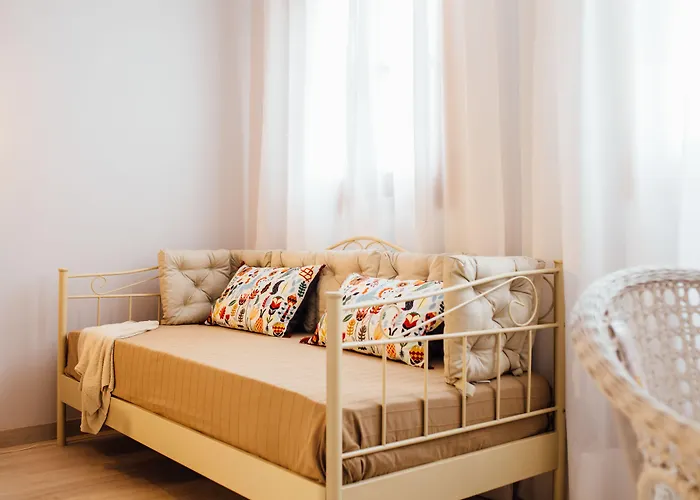 Πανσιόν Ottoh Charm 4*