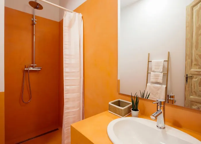 Πανσιόν Ottoh Charm 4*