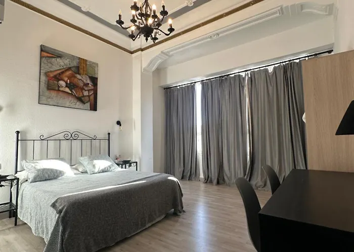 Turia Pio De 3 شقة *