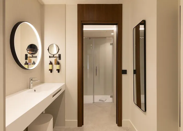 Moontels Colon * ולנסיה