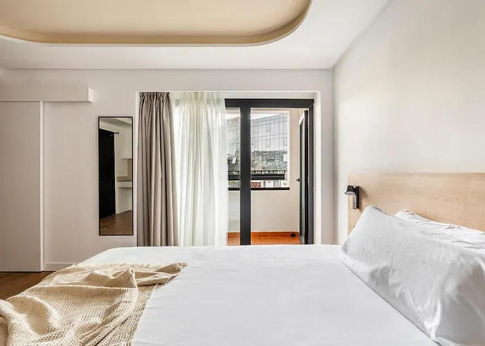 Aparthotel B48 Feria