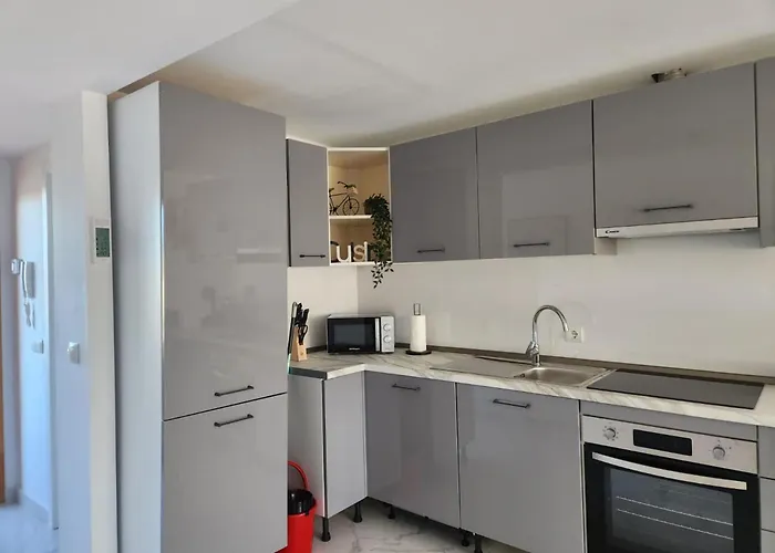 In Vera With Rooftop Pool 아파트 *