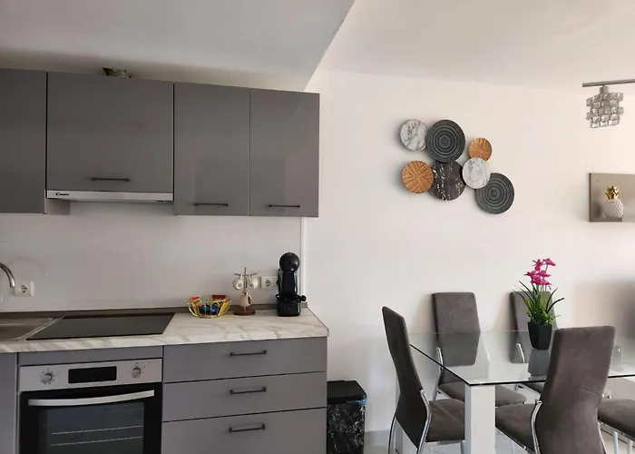 아파트 In Vera With Rooftop Pool