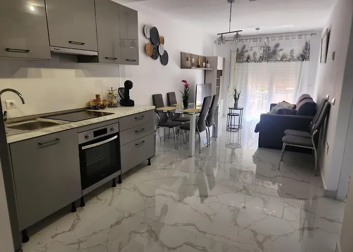 In Vera With Rooftop Pool 발렌시아