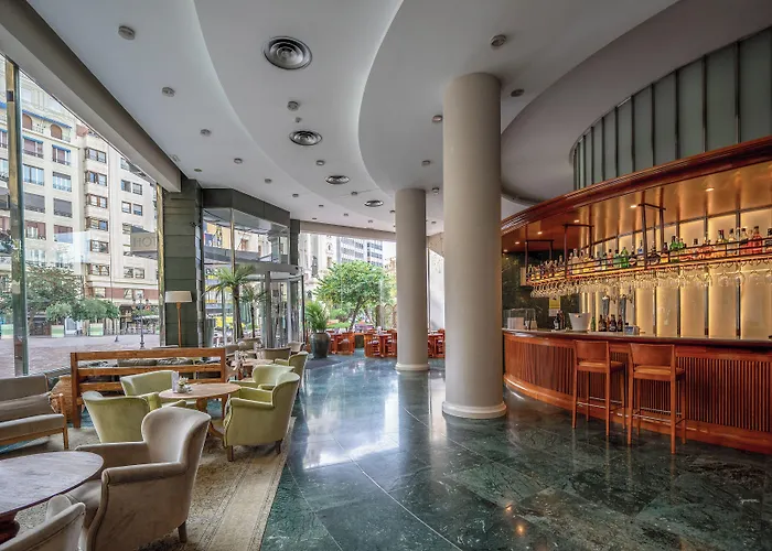 Szálloda Melia Plaza Valencia