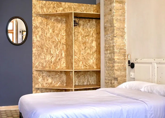 Bed and breakfast Bird House Valencia