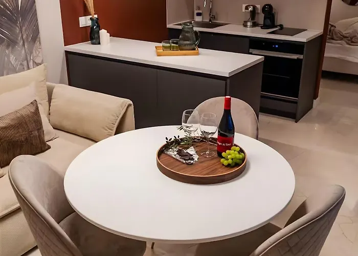 Era Deluxe Oasis 2 Near The *