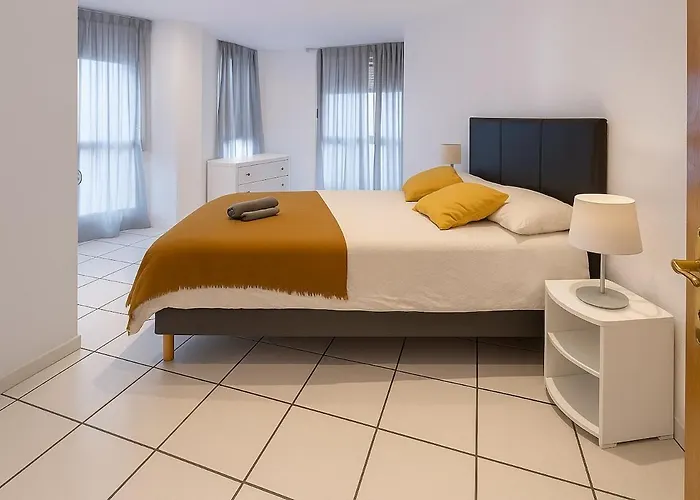 Διαμέρισμα Ruzafa Market 3c *