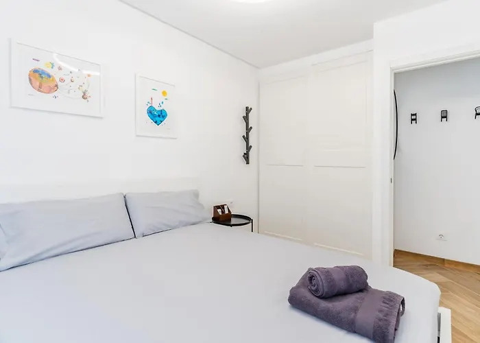 Διαμέρισμα Invalencia - Granada Flat 2 Bdrm Modern *