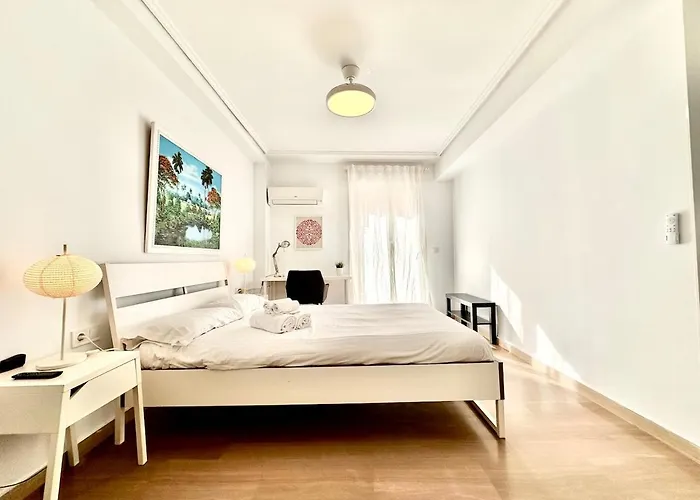 Seasonal Antonio Suarez