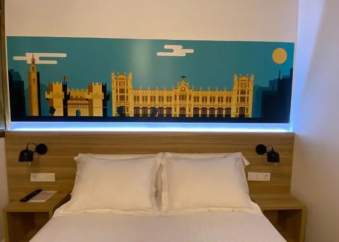 Original Domino House 4* Valence