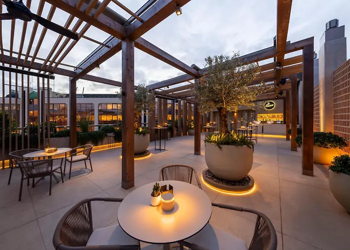 Sh Palace מלון 5*