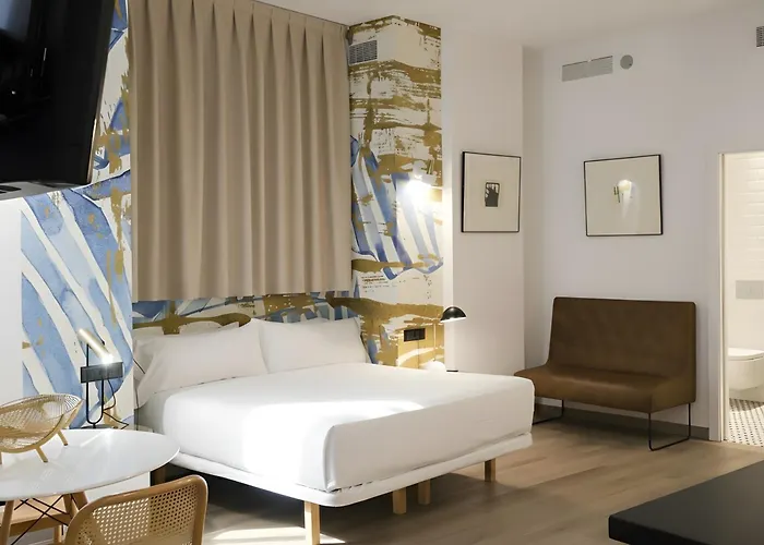 Myr Plaza Mercado & Hotel Valence