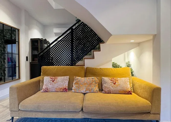 - Cabanyal Boutique Holiday home *