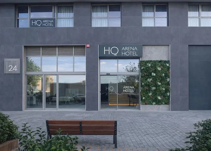 Hotel Hq Arena 3*