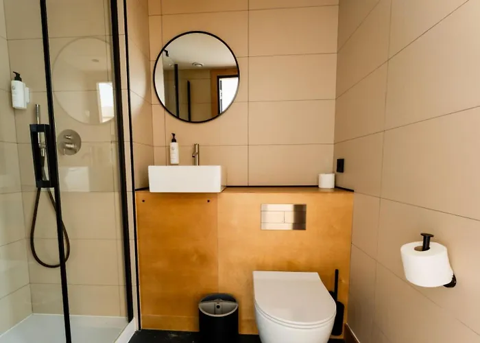 Easyhotel Ciutat Vella 2*