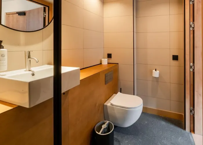 호텔 Easyhotel Ciutat Vella 2*