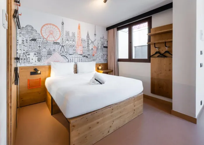 فندق Easyhotel Ciutat Vella فالنسيا