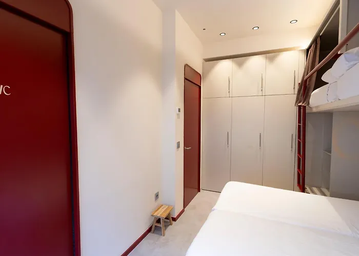 Camila Хостел *