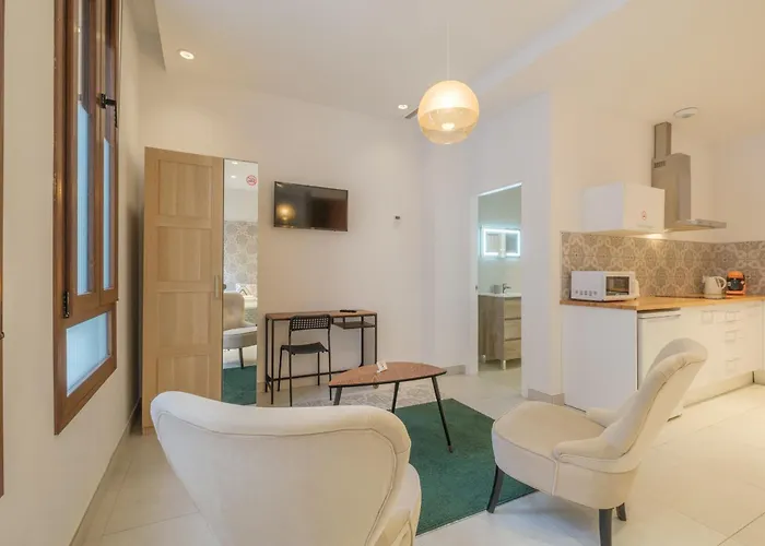 Gorgeous Close To Centre شقة فندقية