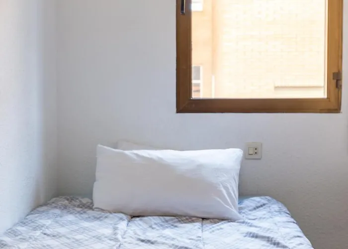 Invalencia - Yecla Flat With Terrace