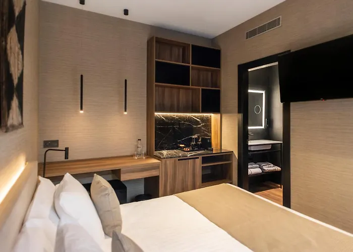 Blanq Gran Via Ξενοδοχείο