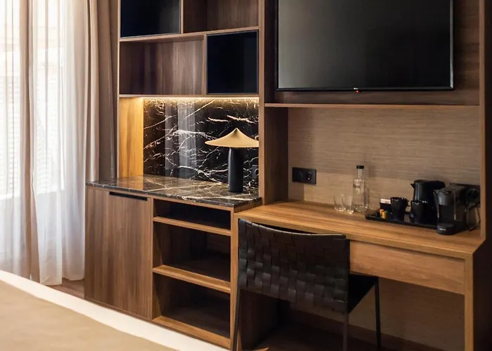 Blanq Gran Via 4* Βαλένθια