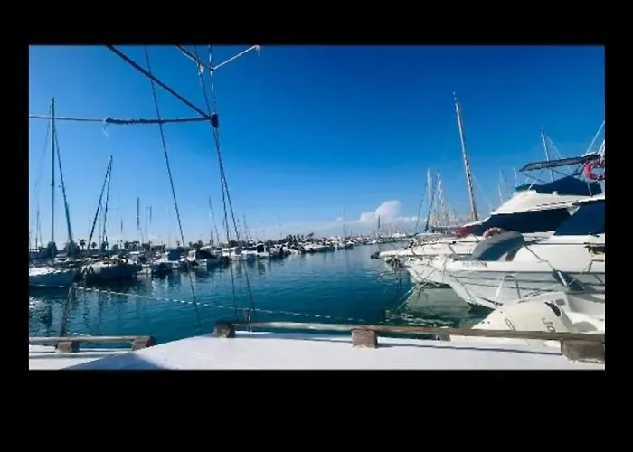 Bateau-hôtel La Pepa