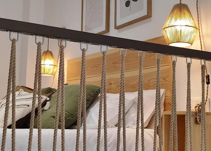 Loft Acogedor Junto Al Roig Arena Апартаменты *