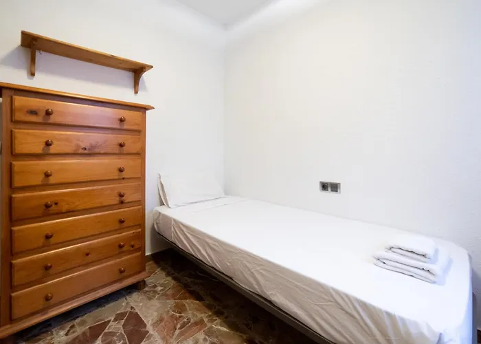 2br In Valencia's Old Town דירה ולנסיה