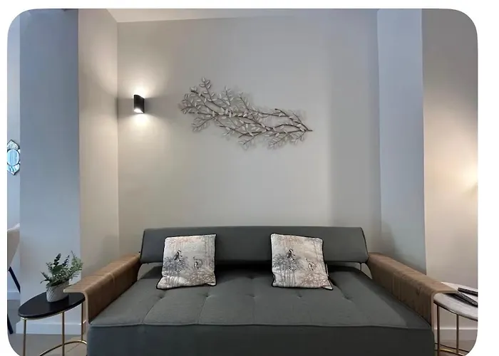 Cosy Between And Centre *