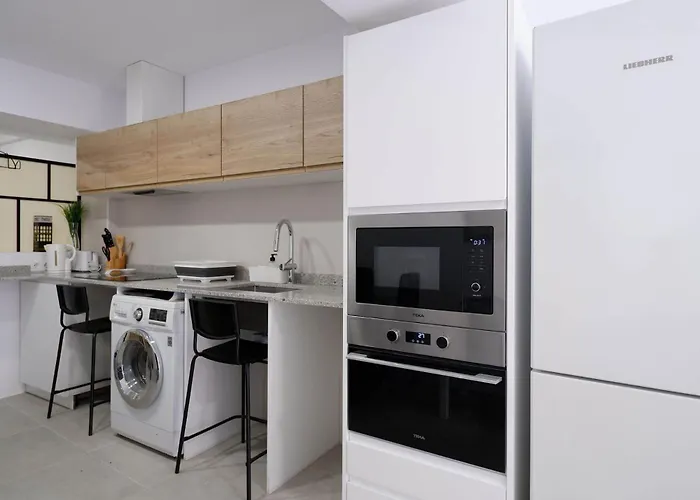 Apartment El Cabanyal Modern 2-bedroom By The Sea Valencia