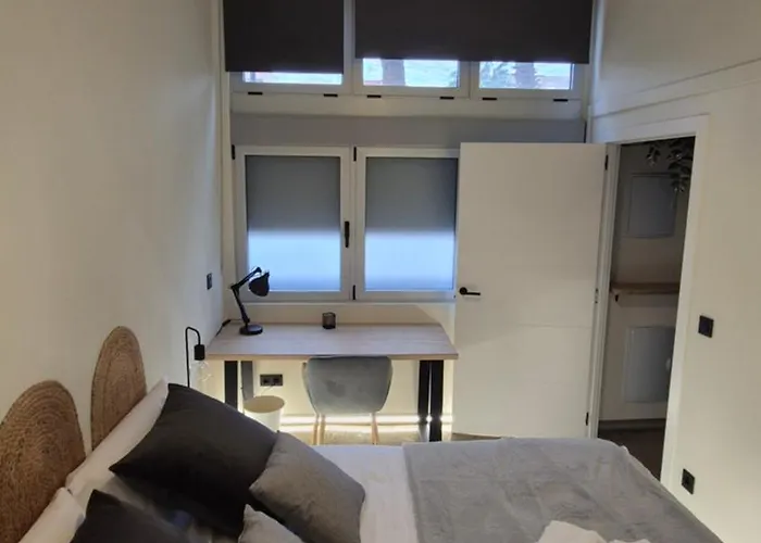 Excepcional Amplio Apartamento Industrial Fallas Hasta 6, Wifi Gratis Cuna Valensiya