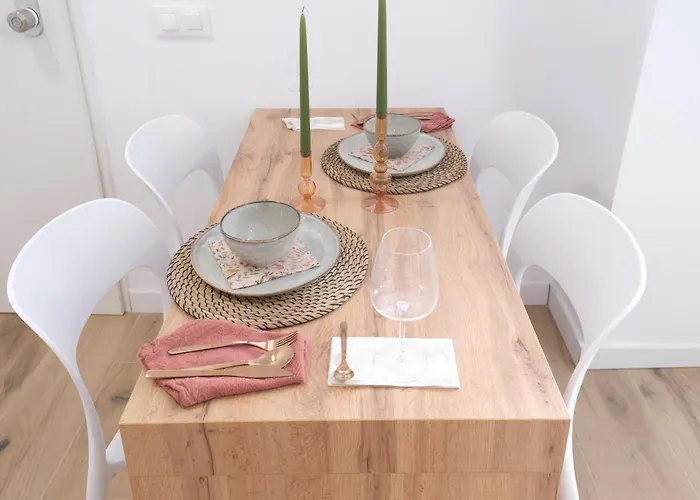 Near To Marathon - Of Arts & Sciences * Βαλένθια