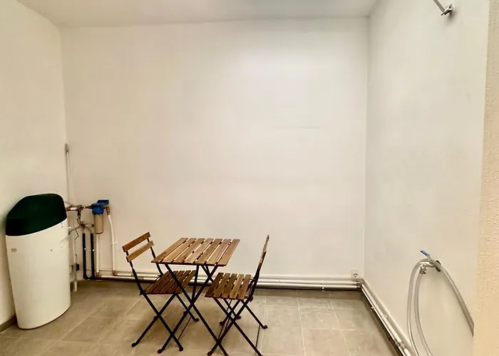 Joaquin Costa Urban Flat Daire *