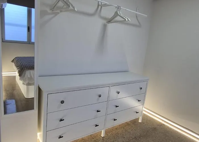 アパート Impresionante Apartamento Industrial Wifi Gratis Hasta 4 Os Encantara バレンシア