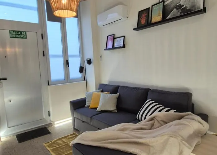 Excepcional Amplio Apartamento Industrial Fallas Hasta 6, Wifi Gratis Cuna * Valensiya