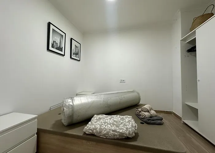 Vivienda Junto Al Mercado * فالنسيا