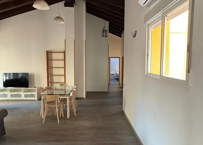 Appartement Plaza La Reina 3Th Floor & No Elevator