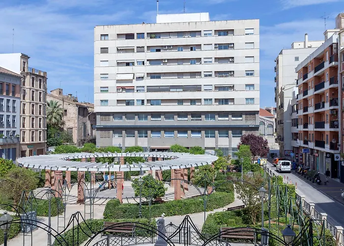 2 Bedroom Historical Center