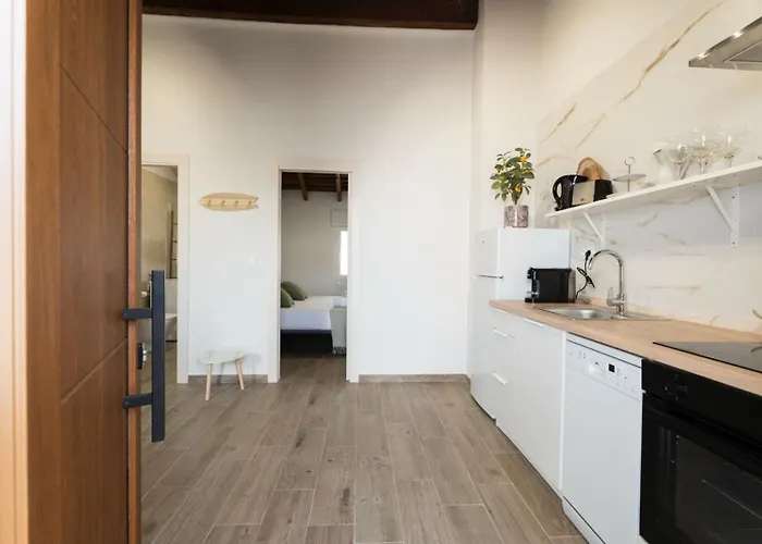 Pinedo Playa Rustico Apartment