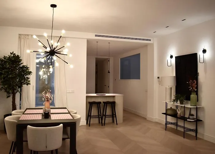 Apartment Stylish & Cozy Flat In Heart Of Eixample, Valencia