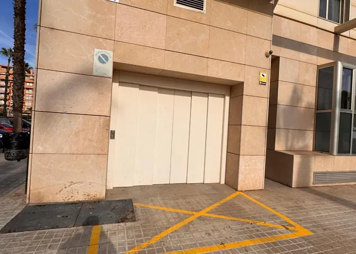 Vibe - Oceanfront Escape *