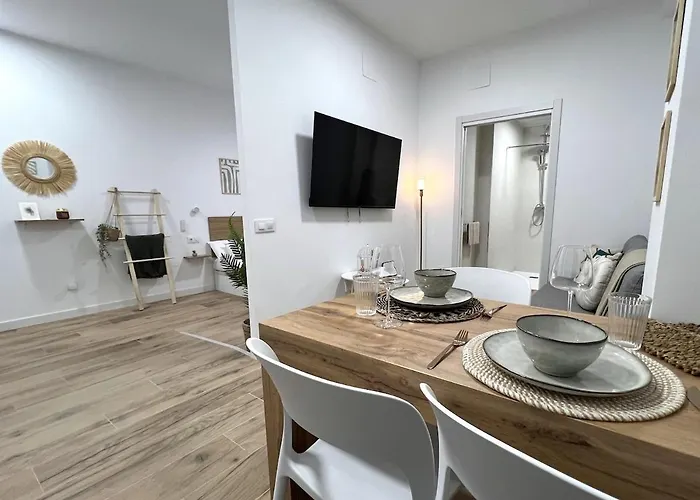 Loft Tr28 - Ground & Arts Connected * Valensiya