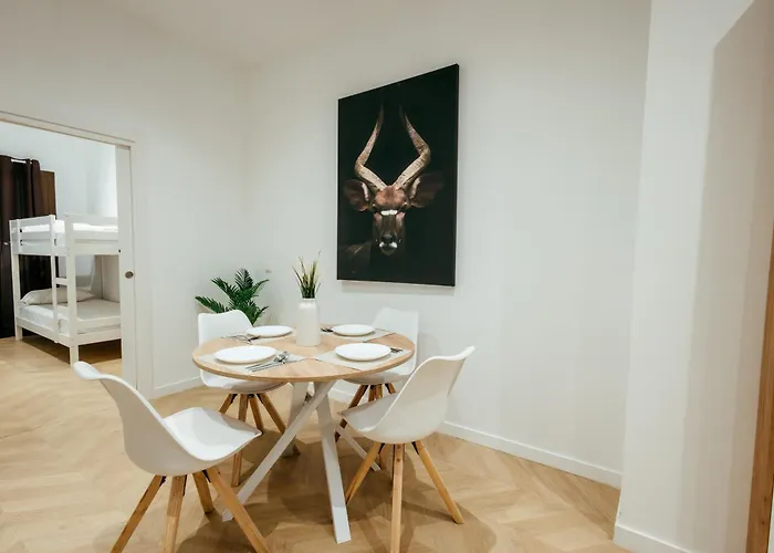 Sada Flat, Jacuzzi, Chill Out, 7 Pax, Smarttv * فالنسيا