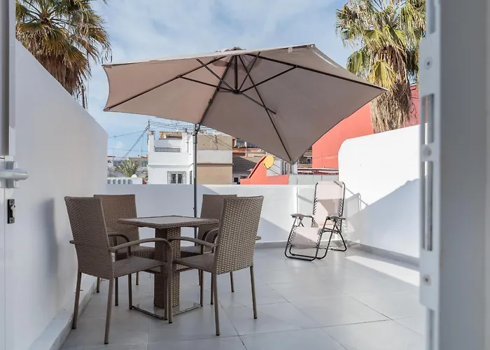 Floor 2 Bedroom With Terrace * فالنسيا