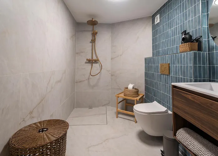 Apartment 02 - Les Artes