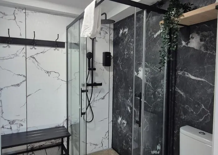 Daire Excepcional Amplio Apartamento Industrial Fallas Hasta 6, Wifi Gratis Cuna