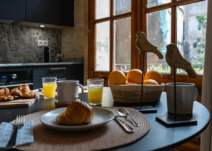 Prime Location, Bright & Cozy Apartamento *