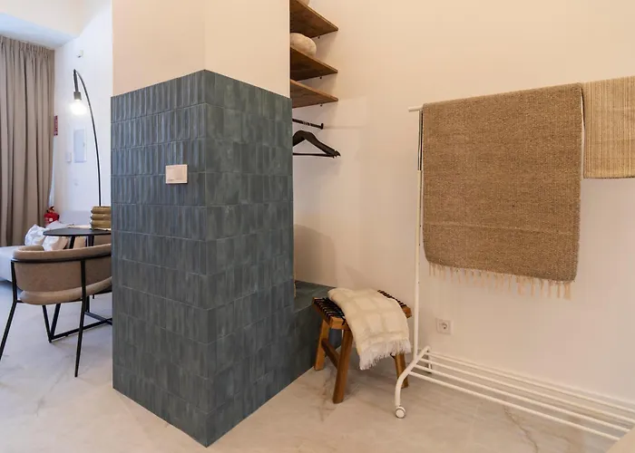 Apartment 02 - Les Artes *